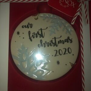 🎀BOGO FREE🎀 
Lenox Cream and Gold 2020 Christmas Ornament